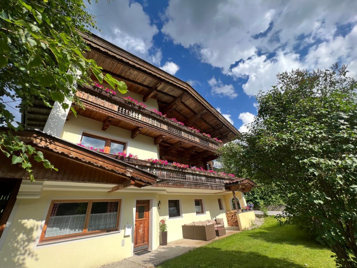 Ferienwohnung Platzhirsch Panorama View Balkon, Gartensauna, Garten, Grillplatz Stumm Exterior photo